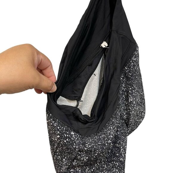 Lululemon Speed Short Mini Splatter Black White Size 4 No liner - Picture 2 of 5